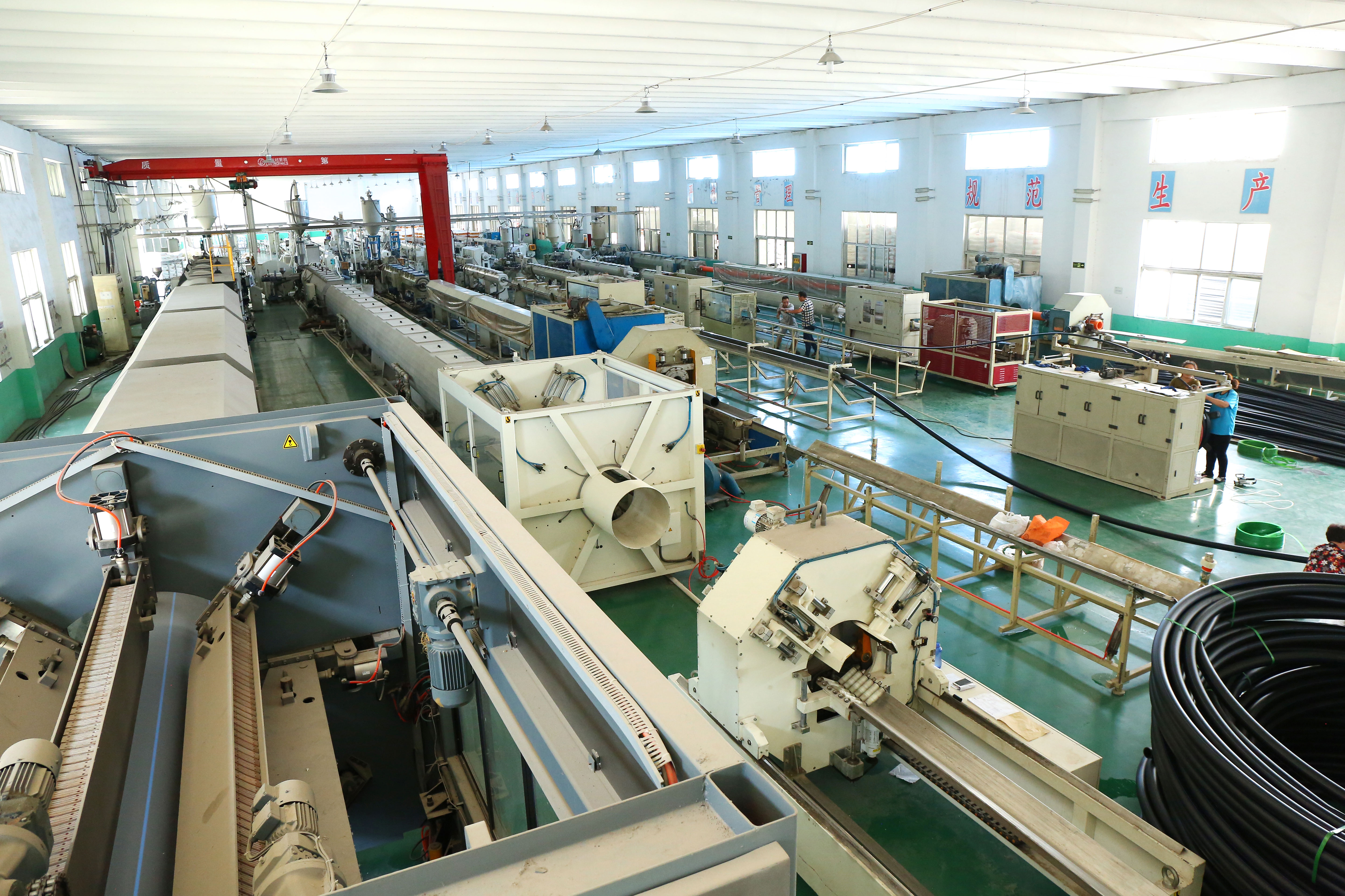 PE管生产设备,圣大管业pe管 PE管生产设备,圣大管业pe管